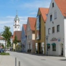 Blick auf die Schloßstraße und die Stadtpfarrkirche